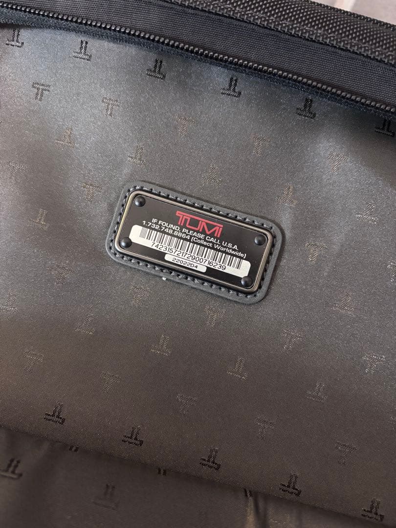 A*A様 美品 TUMI ブラック キャリーケース　22022D4