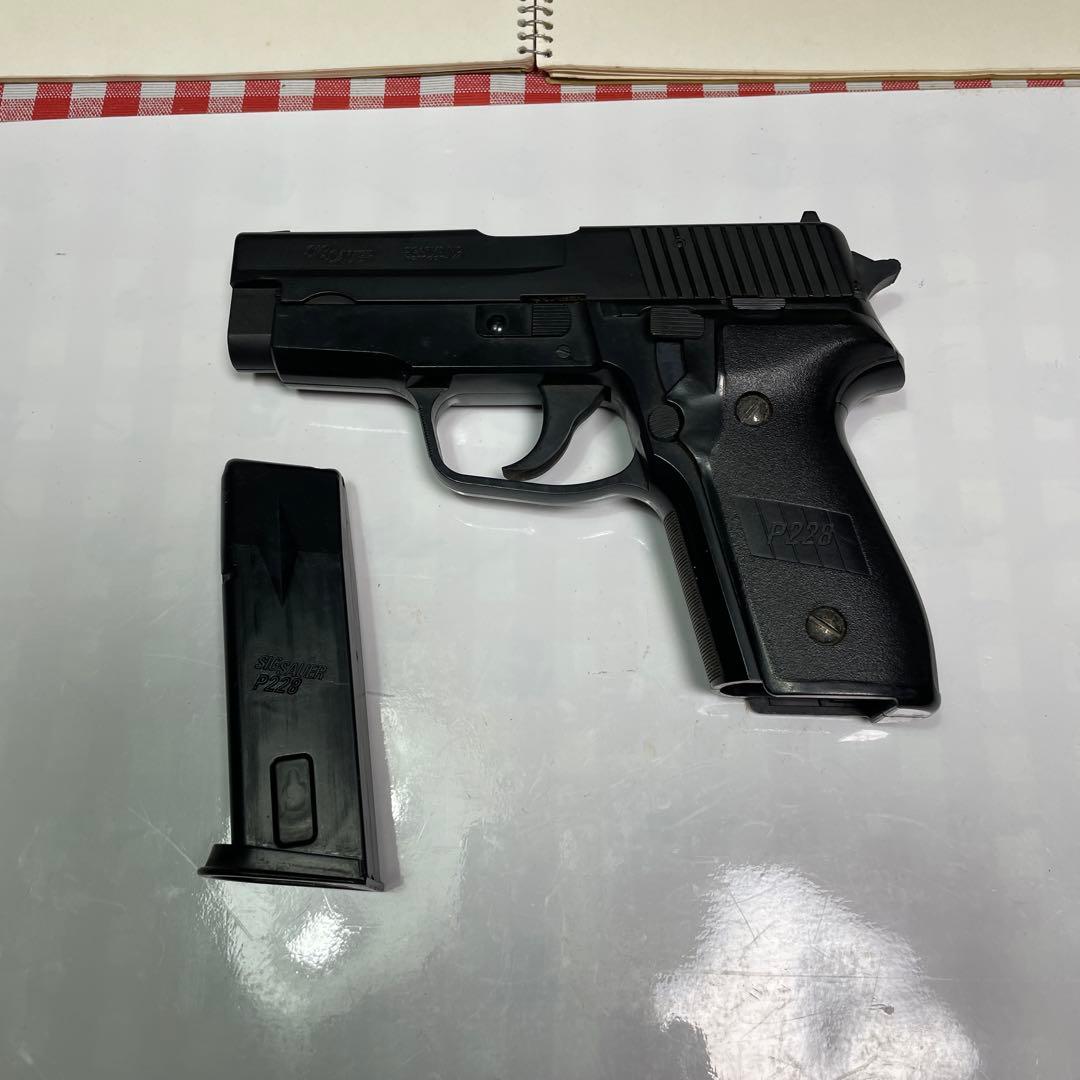 MGC SW/59 モデルガン ＋トイガン(エアコッキングガン)2個 計3個