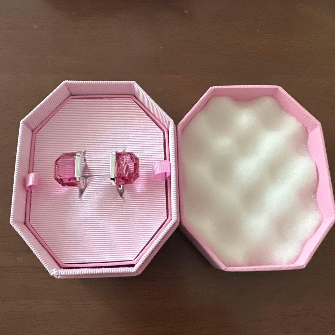 スワロフスキー　ピンククリスタルリング　最終お値下げ