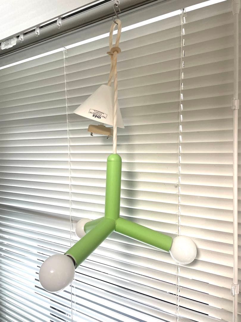 IDEE モレキュール　３灯ペンダントライト　ライムグリーン