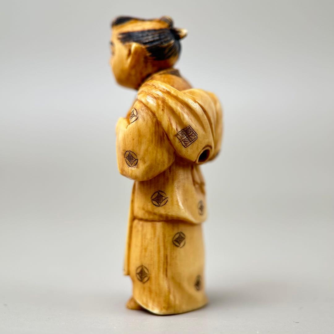 笑顔の人物 彫刻極上根付天然素材アンティーク骨董飾り物古美術置物細密細工