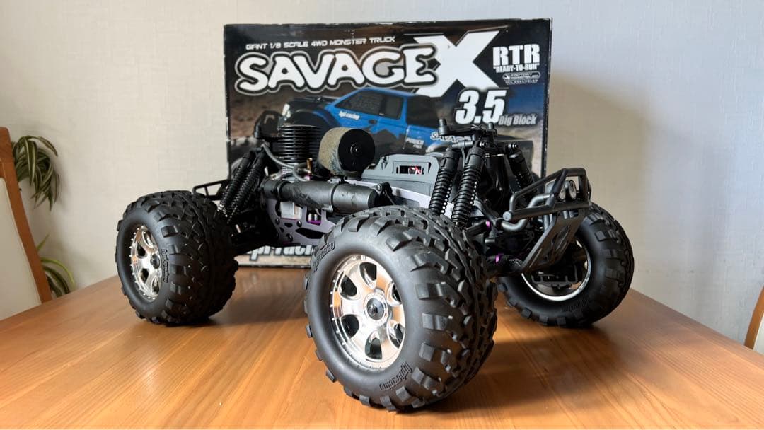 SAVAGE X 3.5 RTR モンスタートラック