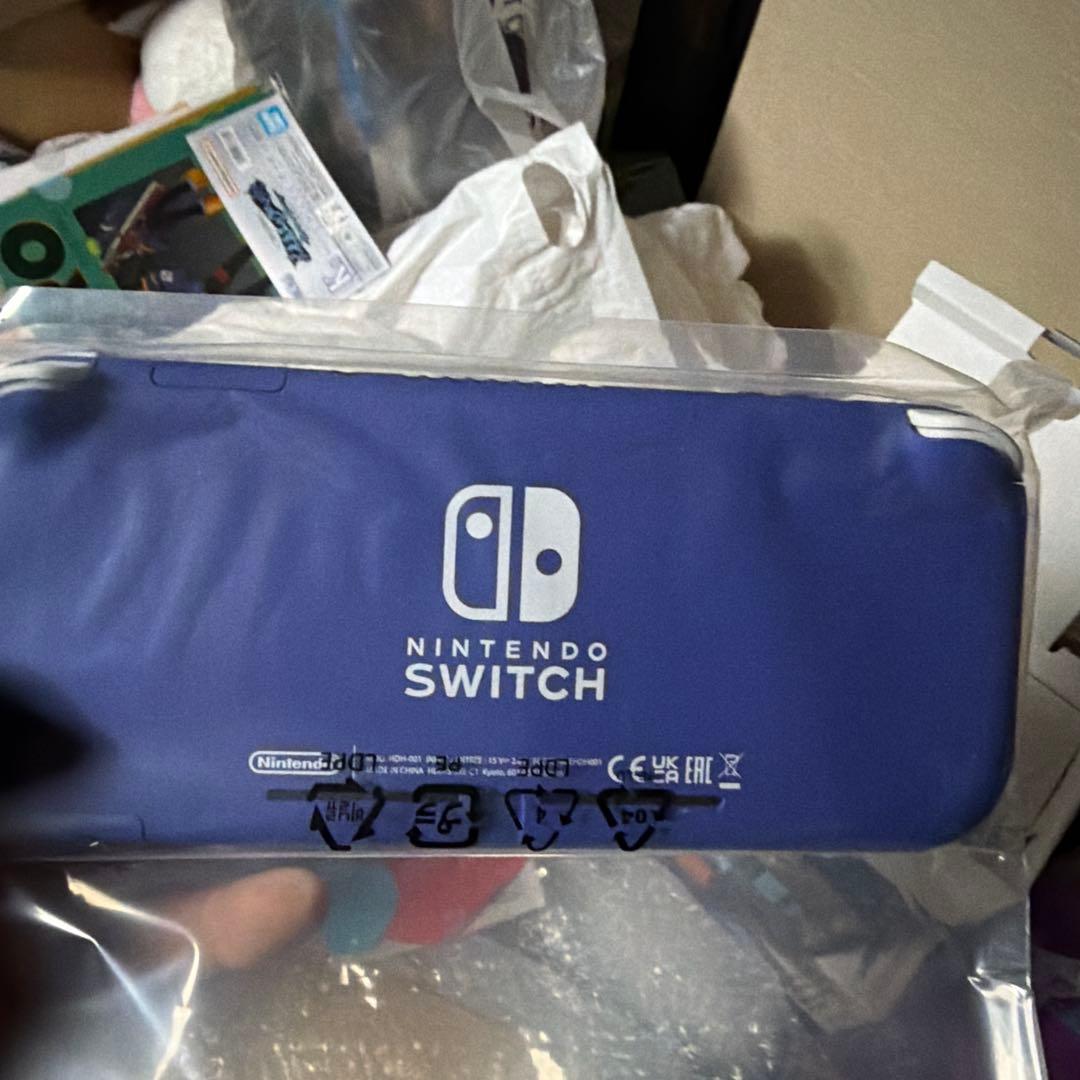 Nintendo SwitchLite パープル + 大乱闘スマッシュブラザーズ