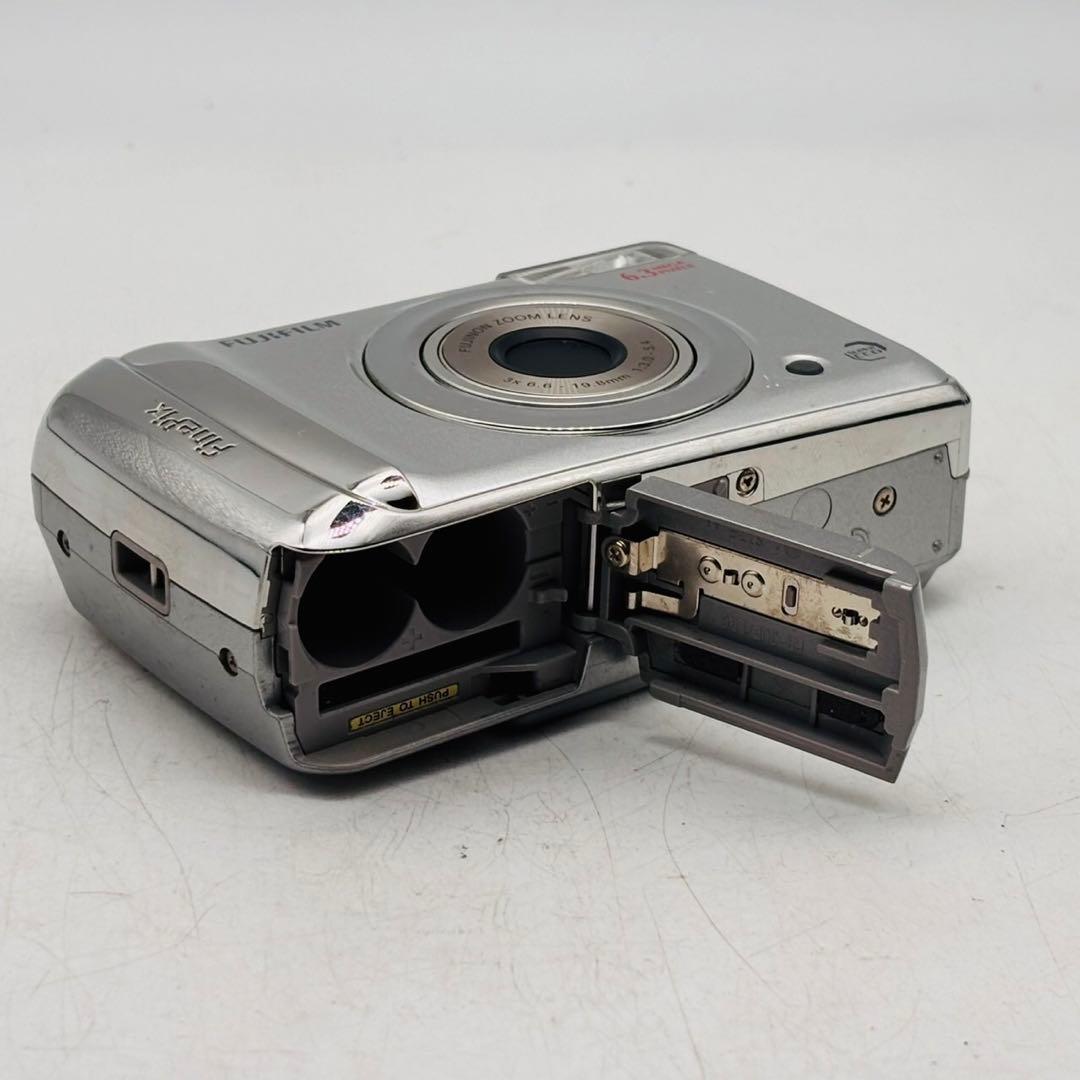【動作確認済み】FUJIFILM FINEPIX A610 単三電池