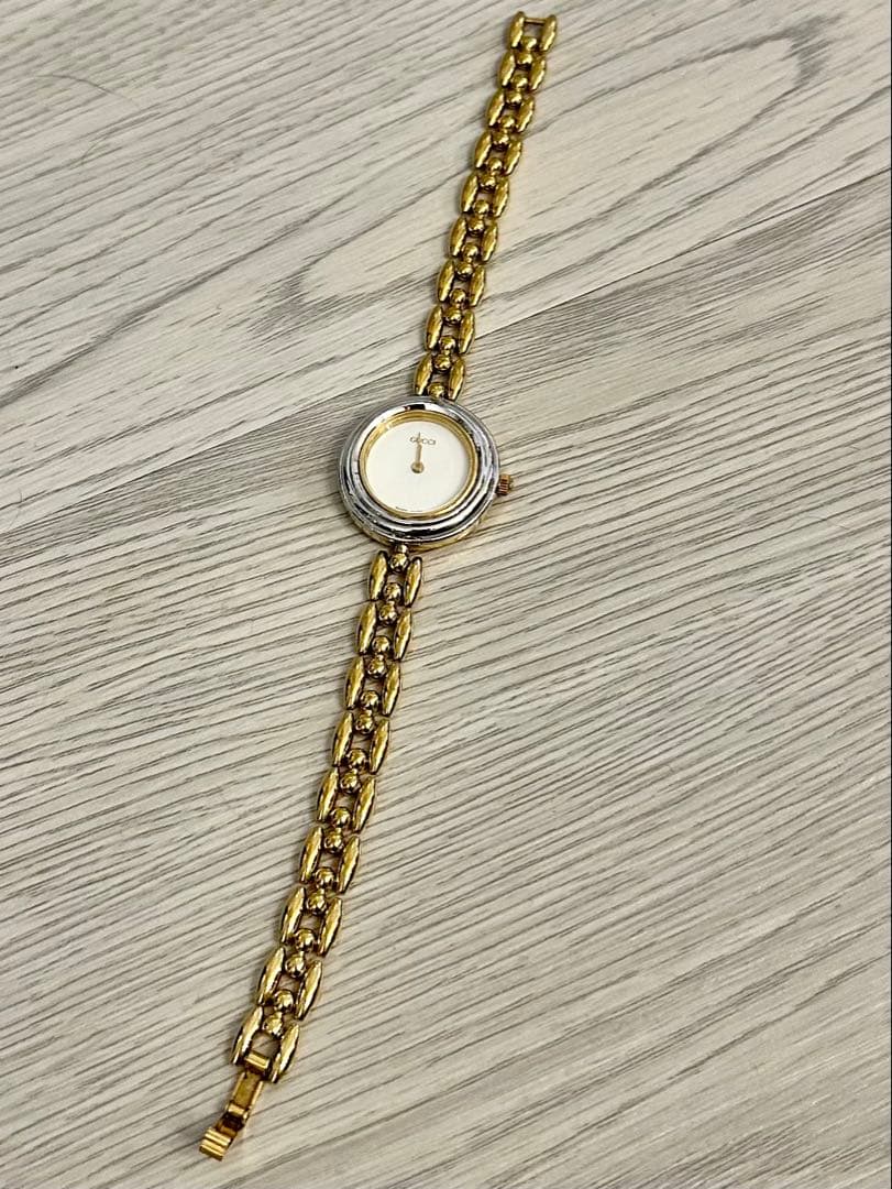 GUCCI 腕時計　チェンジベゼル