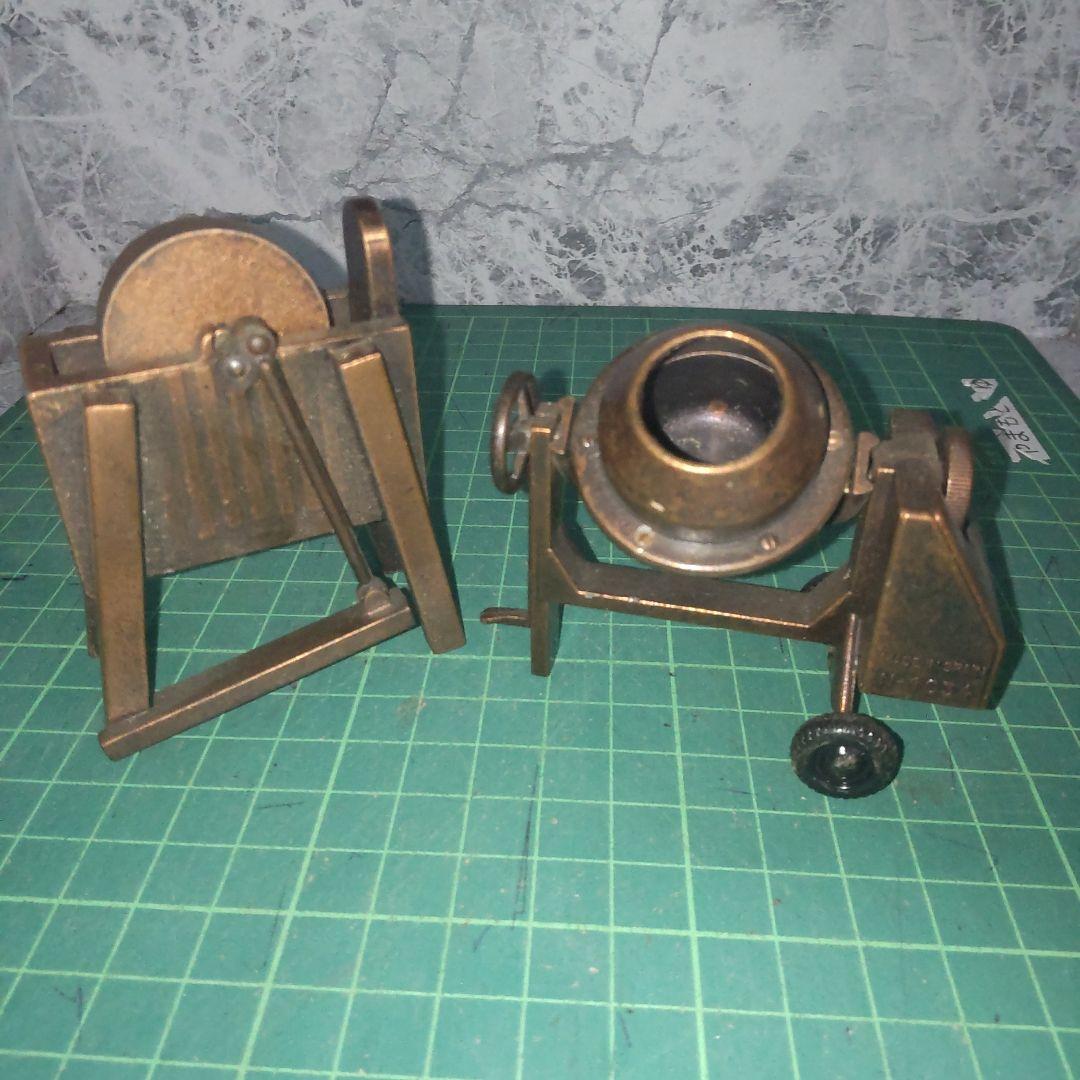 EMB Marti社　鉛筆削り　２つ