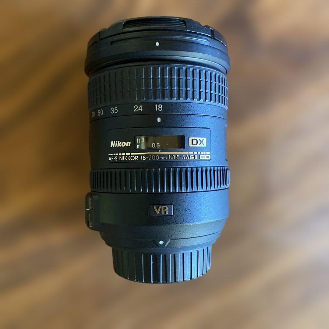Nikon AF-S 18-200mm VR II ズームレンズ