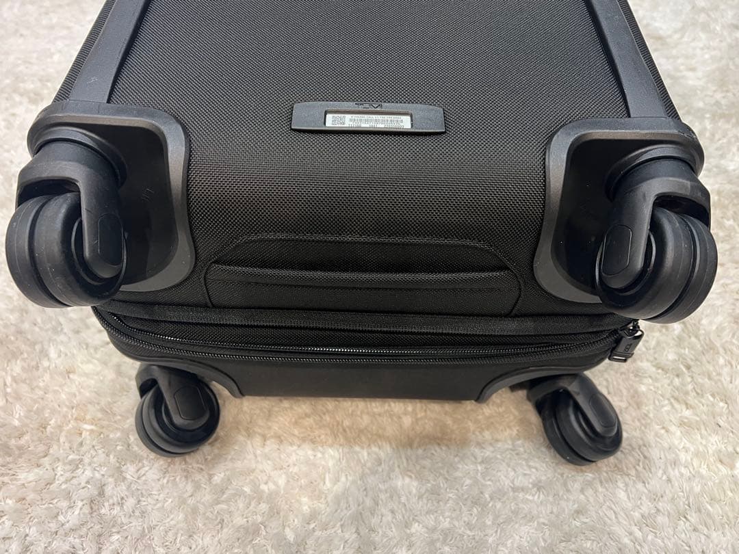 TUMI 免税店購入 4輪 アルファ3 キャリーケース 35L スーツケース出張