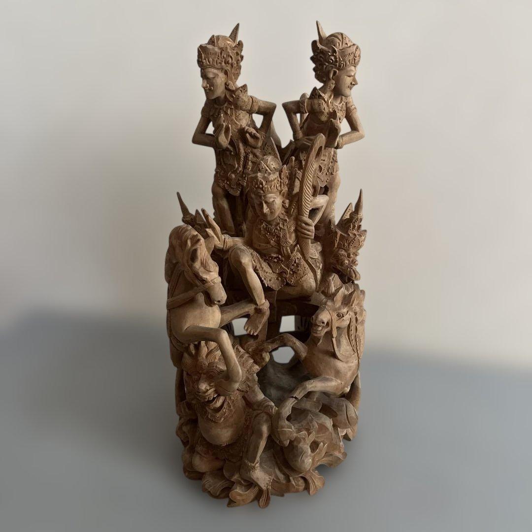 バリ島　木製神話彫刻 約30cm