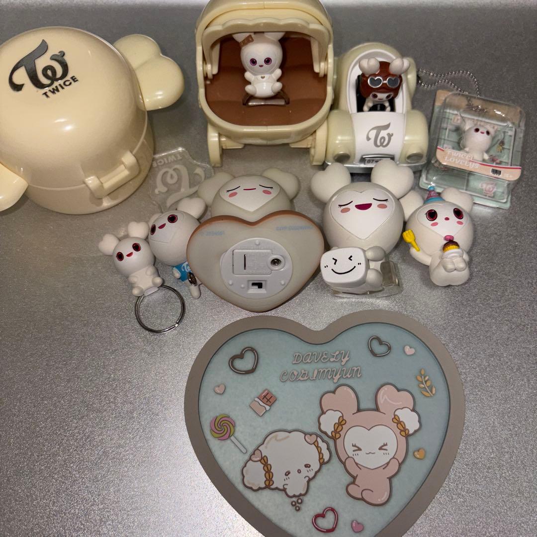 TWICE グッズ　まとめ売り