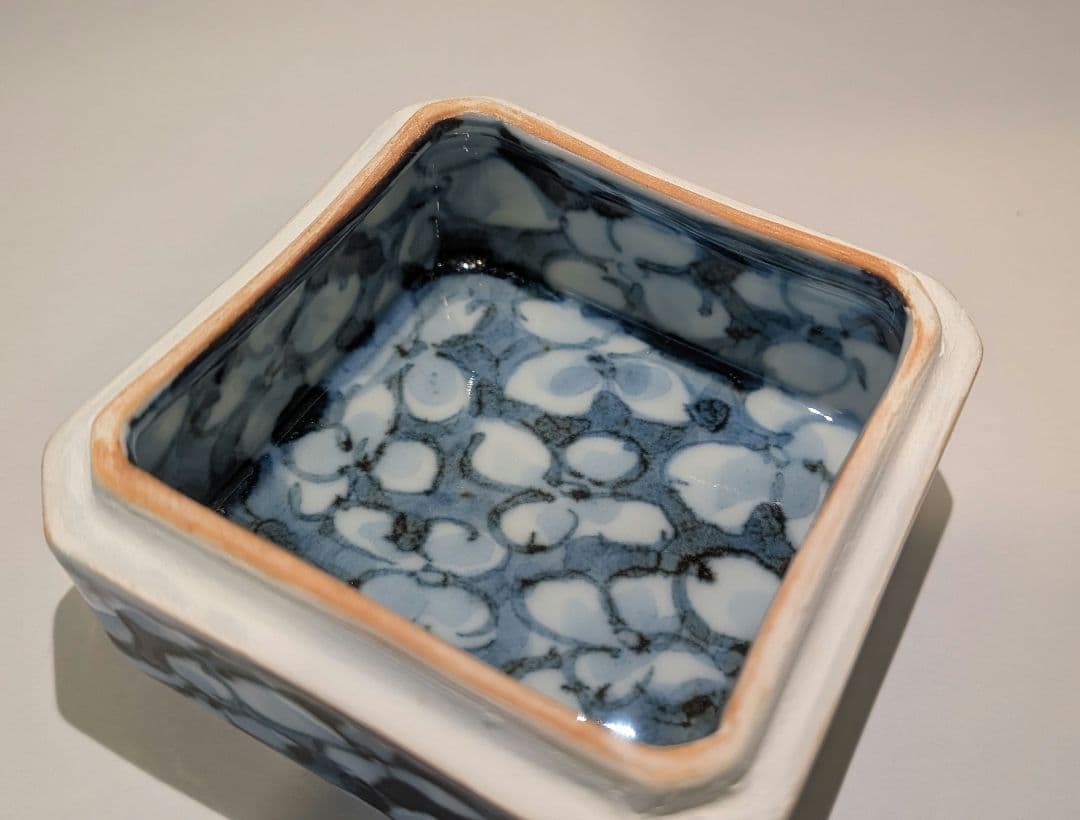 『青木龍山』『染付花紋』香合　有田焼　茶道具表千家　共箱共布　梅花