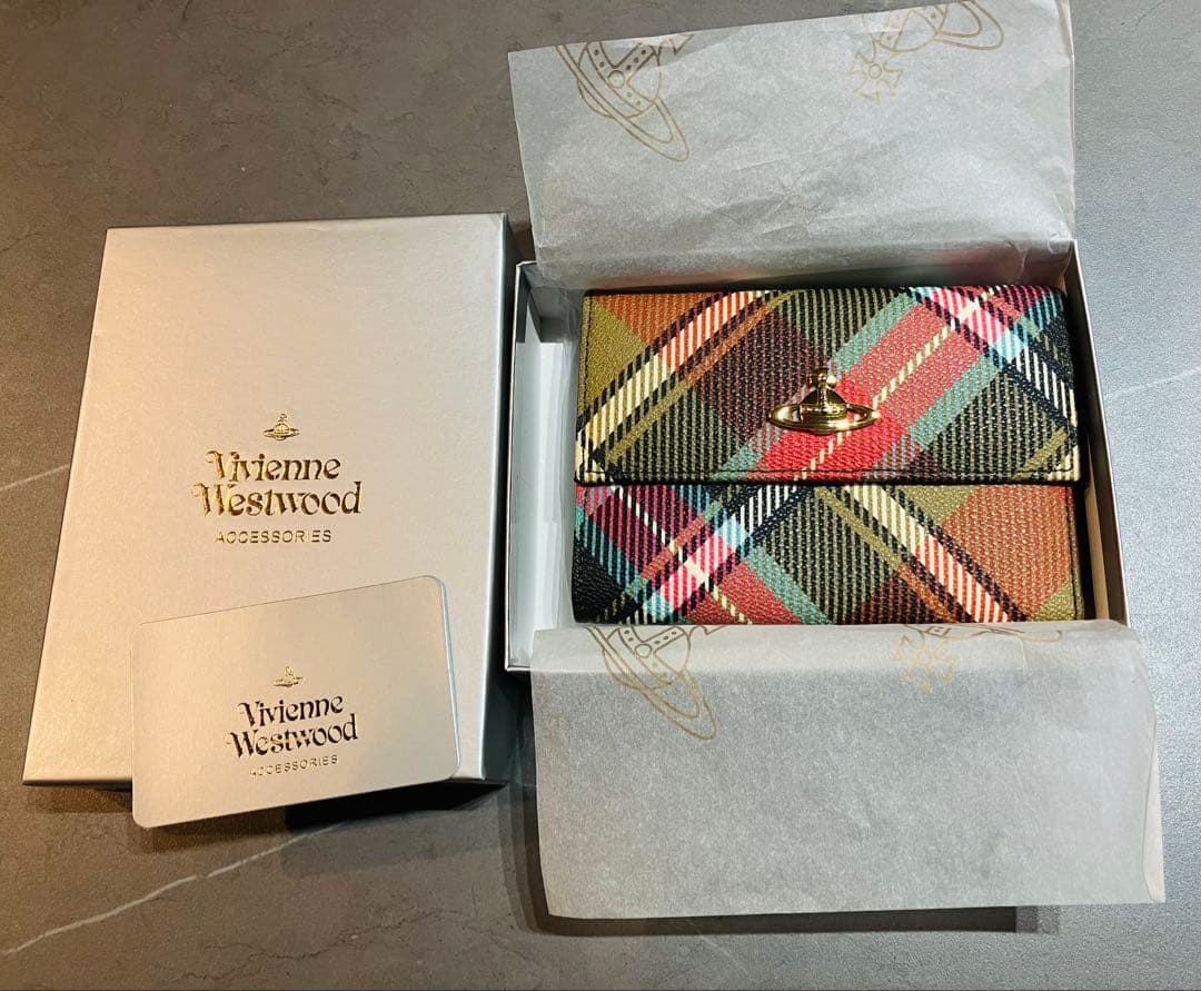 ヴィヴィアンウエストウッド　三つ折り財布　ダービーチェック