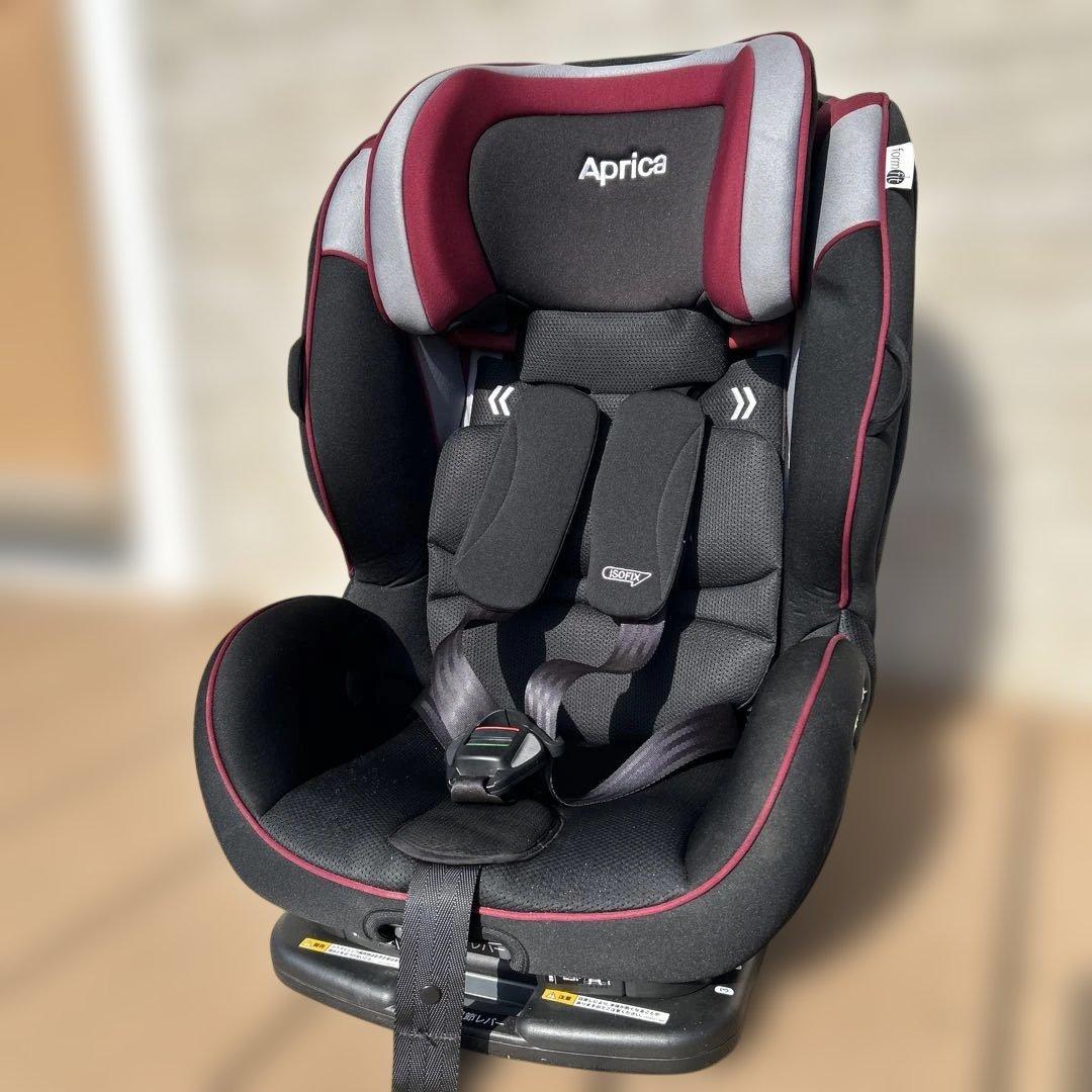 Aprica ハーネス付きチャイルド＆ジュニアシート　ISOFIX