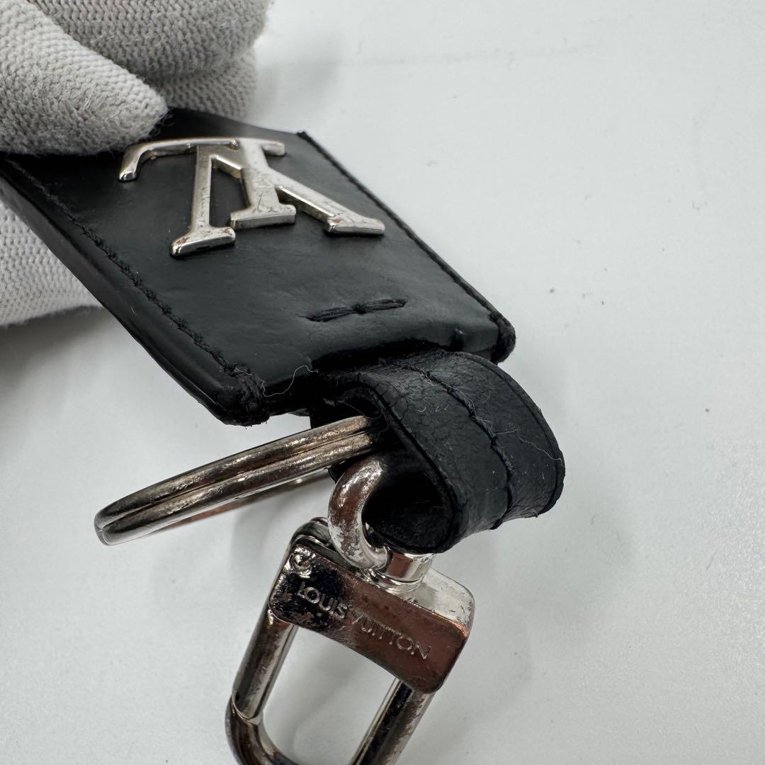 ルイヴィトン クロッシュクレ レザー キーリング バッグチャーム ブラック