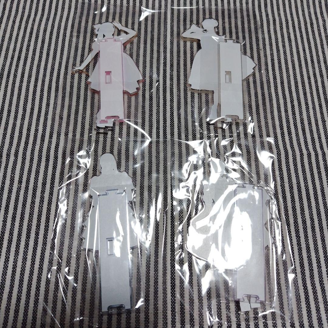 ファントムシータ アクリルスタンド もな 美雨 凛花 百花 フレイムメドゥーサ