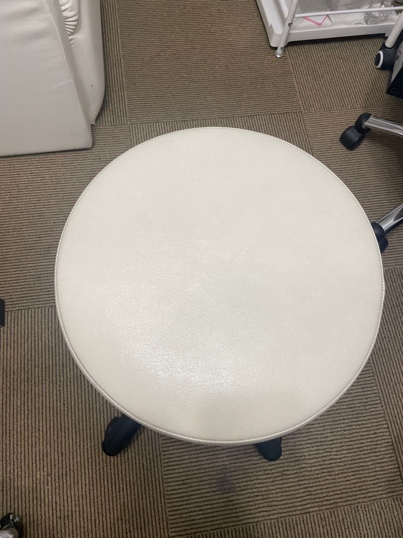 タカラベルモント　エステスツール ケイ(旧タイプ)　サロン　チェア　送料込み