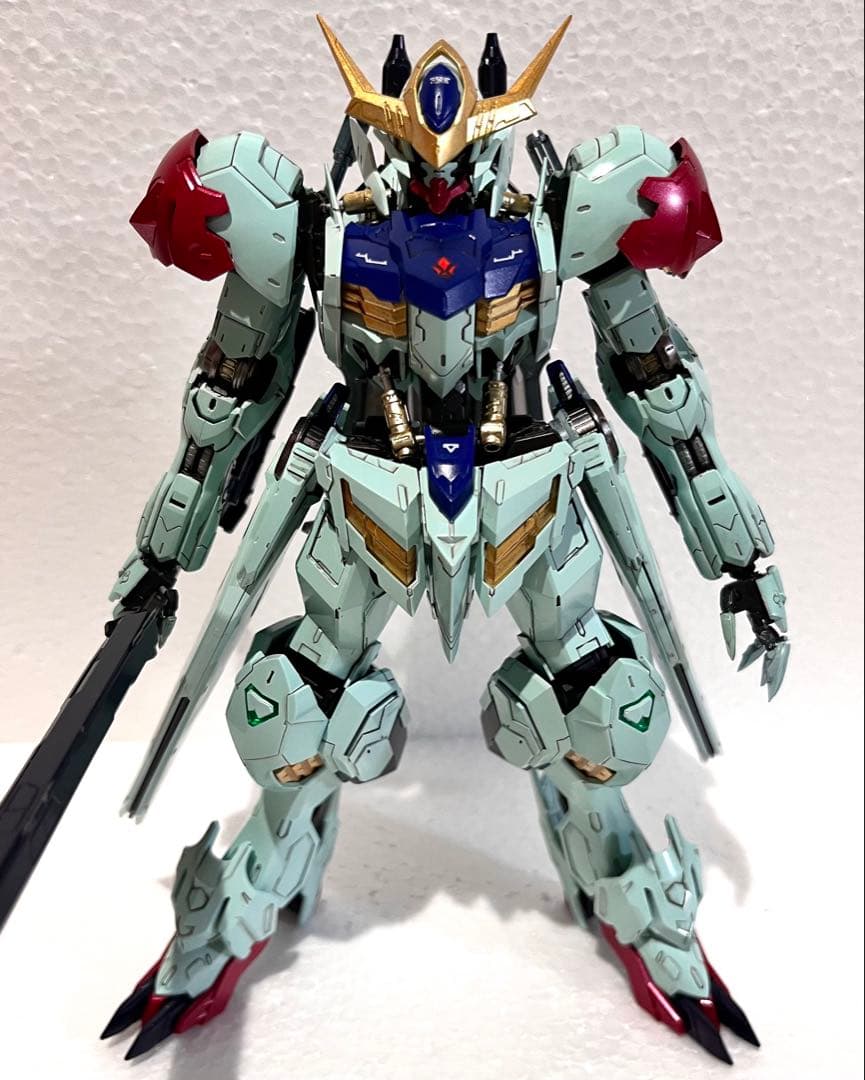 MG 1/100 ガンダムバルバトスルプス 塗装済 完成品 鉄血のオルフェンズ