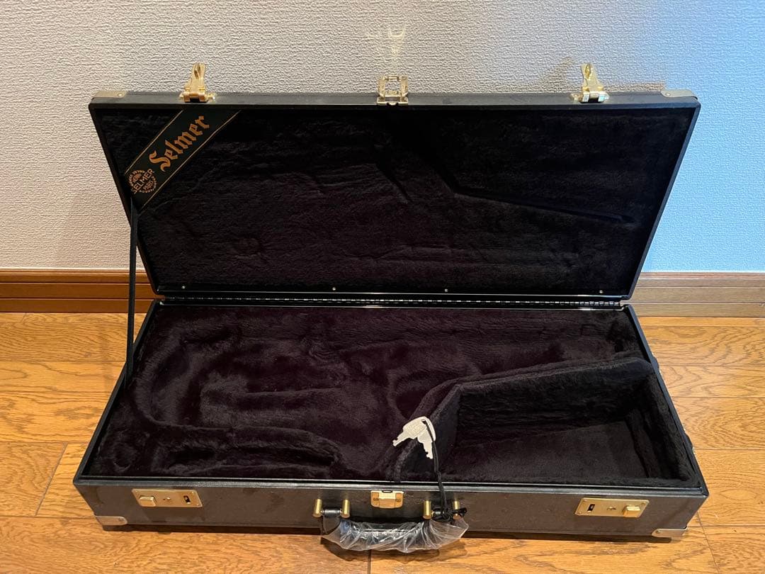Selmerケース 鍵付き (アルトサックス用)