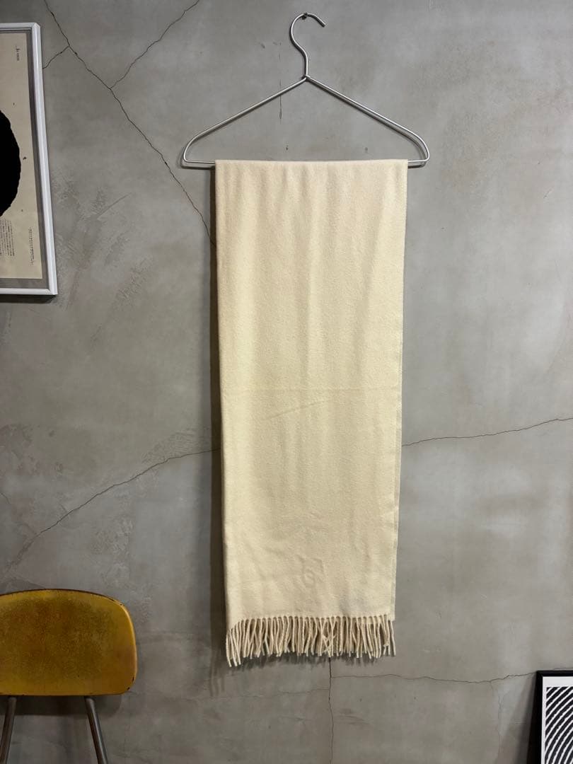 Acne Studios アイボリーホワイト マフラー