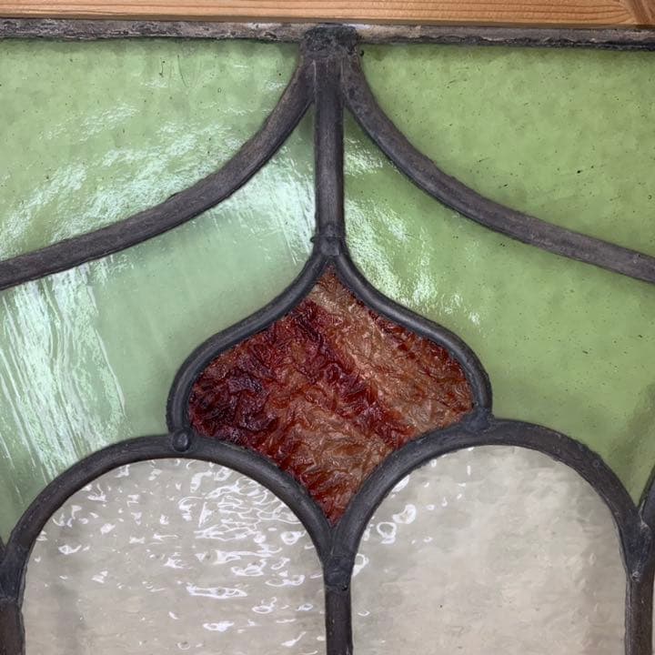 英国アンティーク　ステンドグラス　枠外寸：幅55x高さ59(cm)