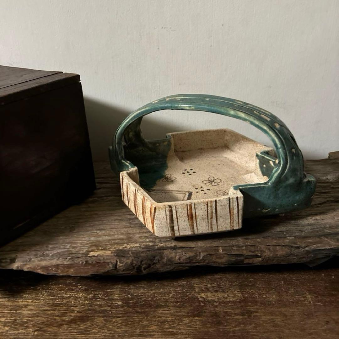 時代　織部松皮菱形手鉢　手付菓子鉢　懐石　瀬戸　志野　古美術　茶道具　検:李朝