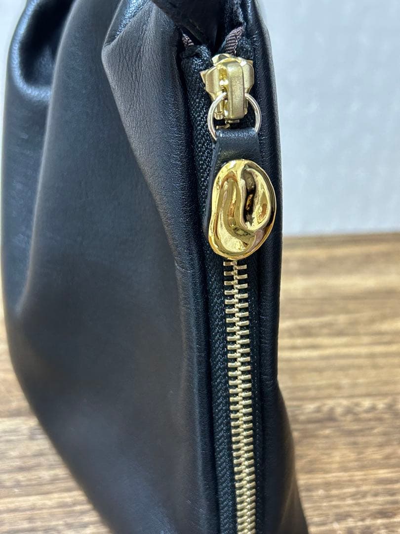 gemeil　レザーワンハンドルバッグ　ブラック