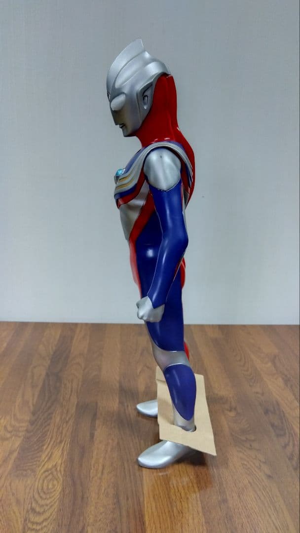 【極上美品】京本コレクション　ウルトラマンティガ　変形劣化なし自立