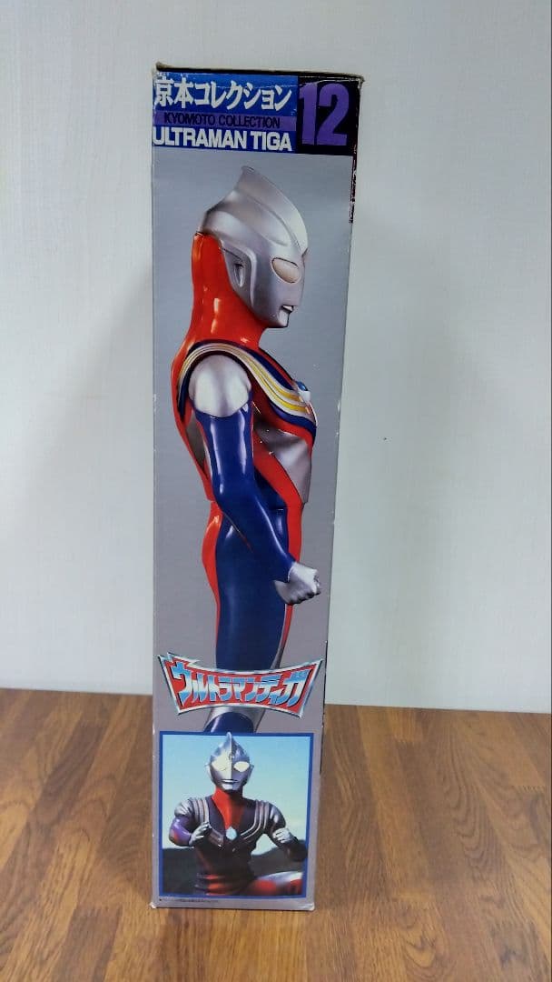 【極上美品】京本コレクション　ウルトラマンティガ　変形劣化なし自立
