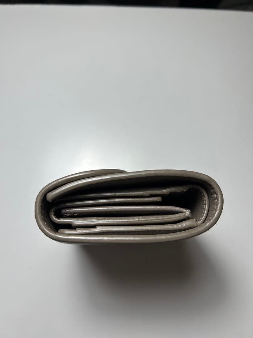 CELINE グレー 二つ折り財布 トリオンフ コンパクトウォレット グレージュ