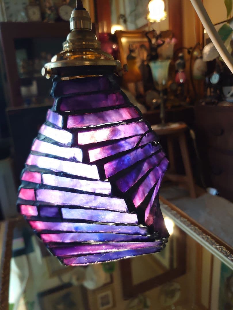 アンティーク ステンドグラスネジレパープルペンダントシーリングランプ