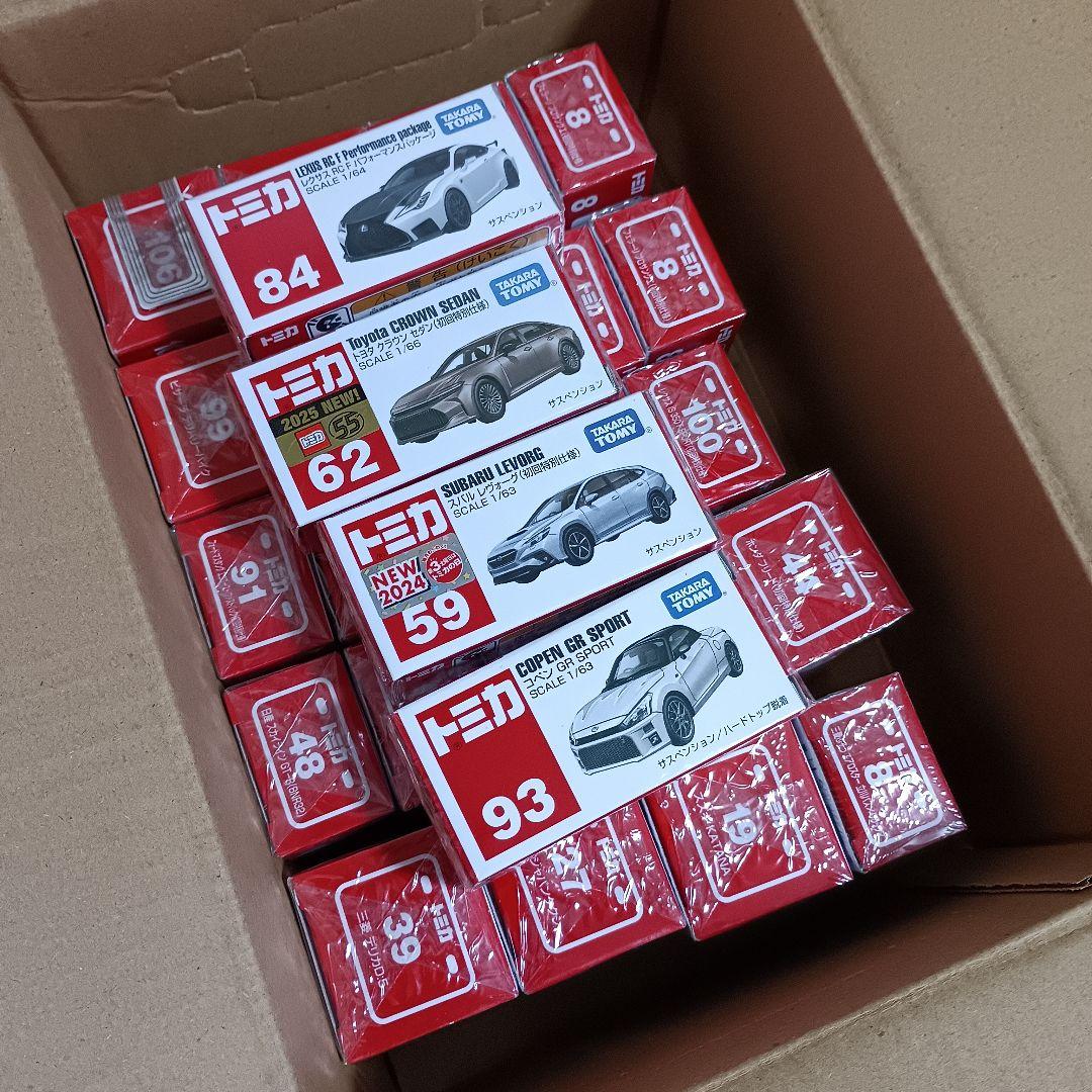 y*e様 トミカ 27台 セット 初回 通常 ミニカー まとめ売り セット売り