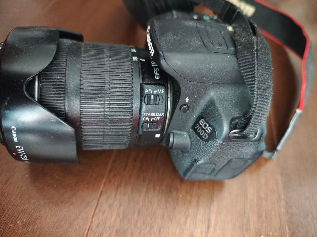 Canon eos kiss 7iの海外版700D レンズ付き