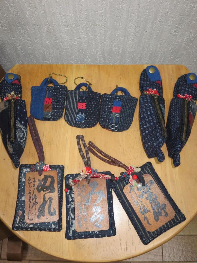 Always looking 様チャーム3点セット×3