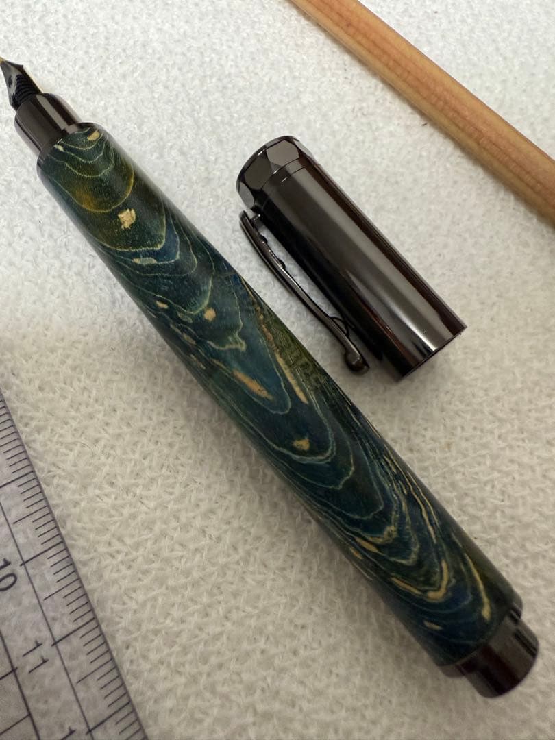 川窪さんの万年筆、絶版