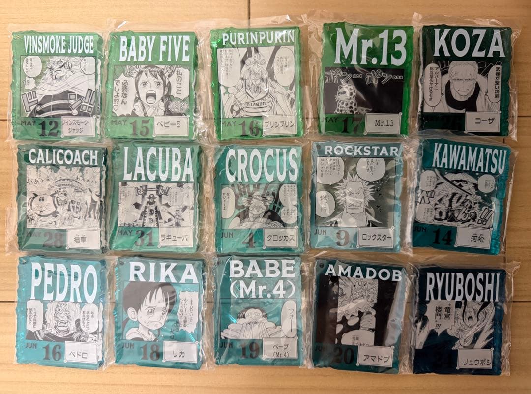 l*7様 ワンピースベースショップ 一番くじ アクリルブロック　ルフィ　他30点