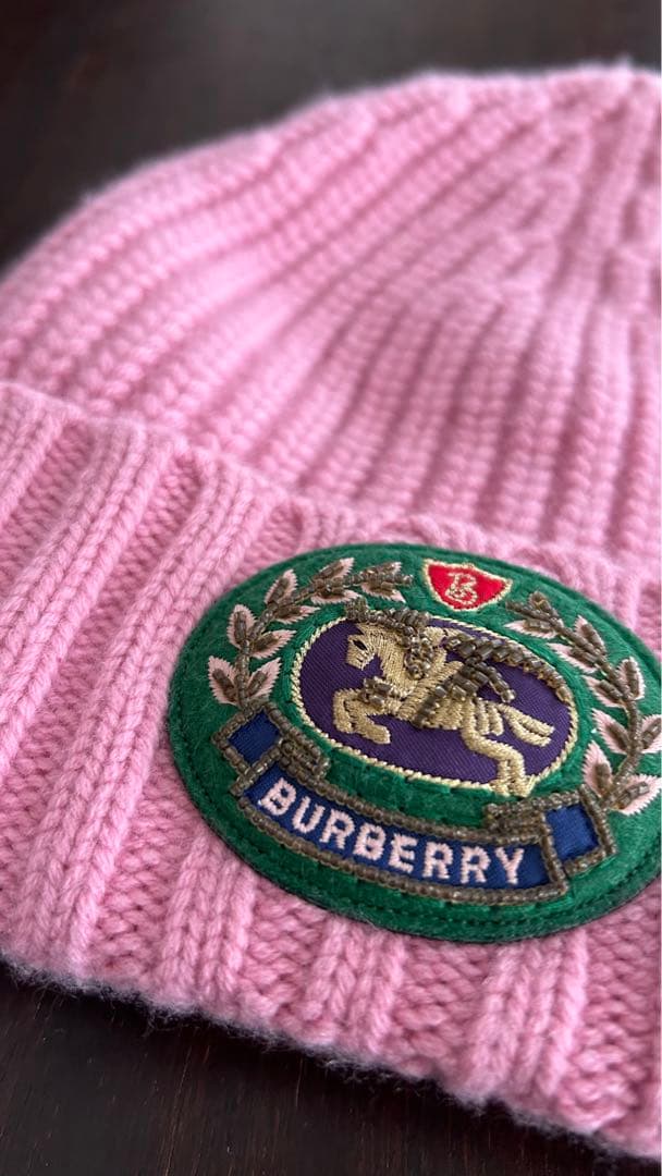 BURBERRY ピンク ニット帽