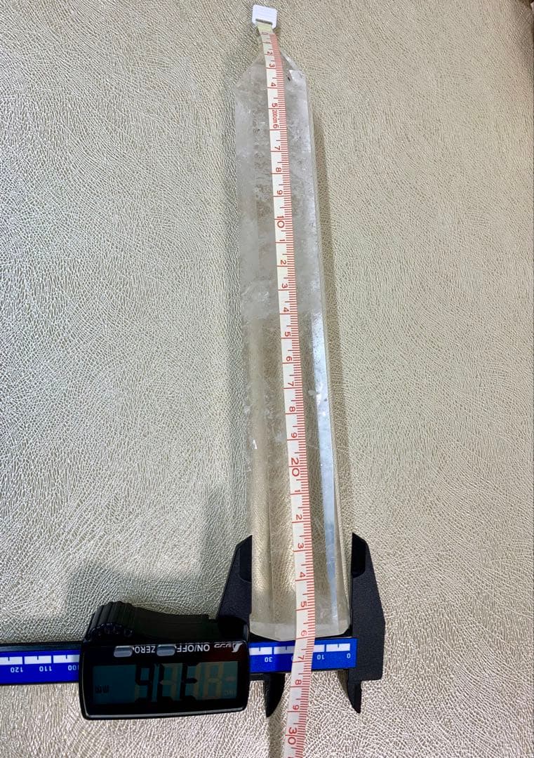 【激推し】天然水晶タワー✴︎虹入り水晶✴︎アイリス水晶ポイント✴︎横置き台座付き