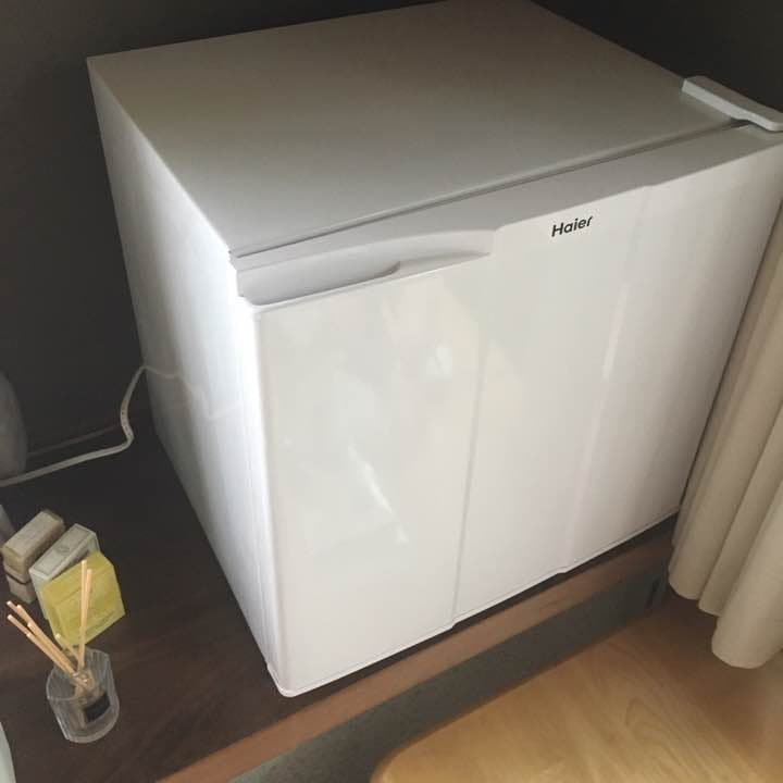 ハイアール 冷蔵庫 ほぼ新品 匂いなし