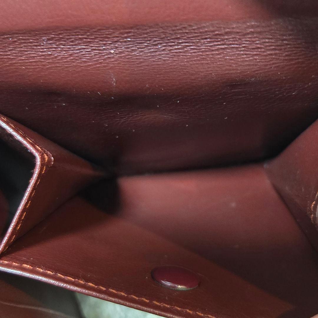 未使用　カルティエ マストライン 二つ折り 財布 レザー ボルドー