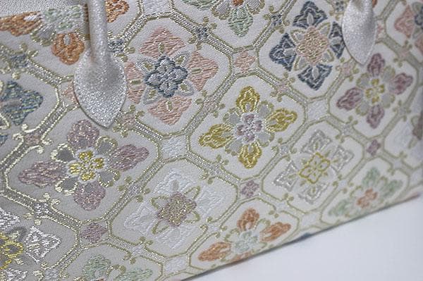 新品未使用 ！！特別セール！！京都 西陣 正絹 帯使用 利休バッグ　25039