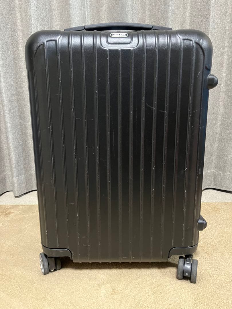 最終値下げ【美品】リモワ　サルサ　35L 4輪　マットブラック　機内持込　TSA