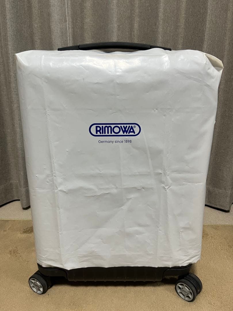 最終値下げ【美品】リモワ　サルサ　35L 4輪　マットブラック　機内持込　TSA