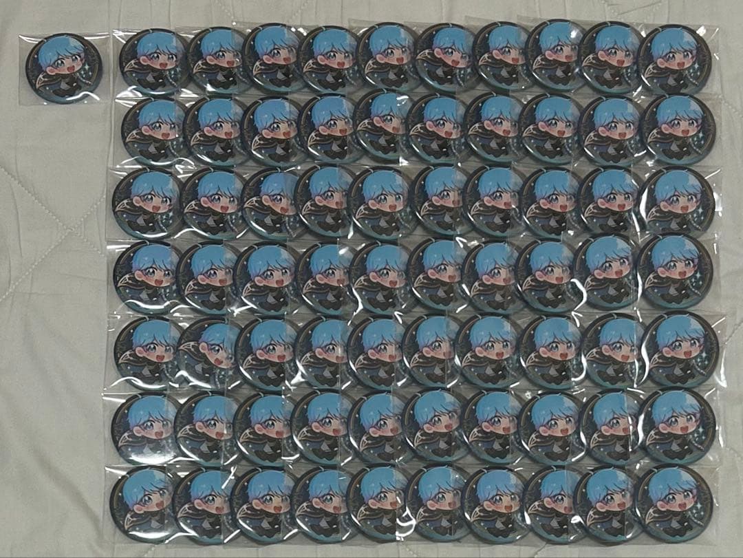 いれいす　hotoke 缶バッジ