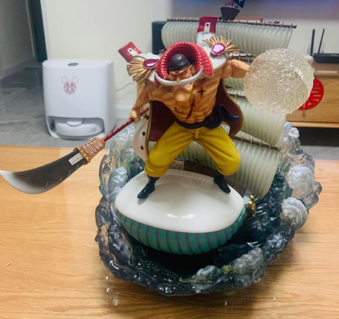 翌日発送　TOP　白ひげ　ワンピース　フィギュア　ガレージキット