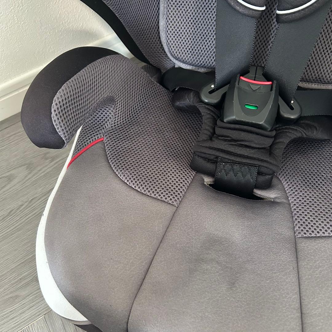 Combi ジョイトリップ エアスルー GC チャイルドシート　ジュニアシート