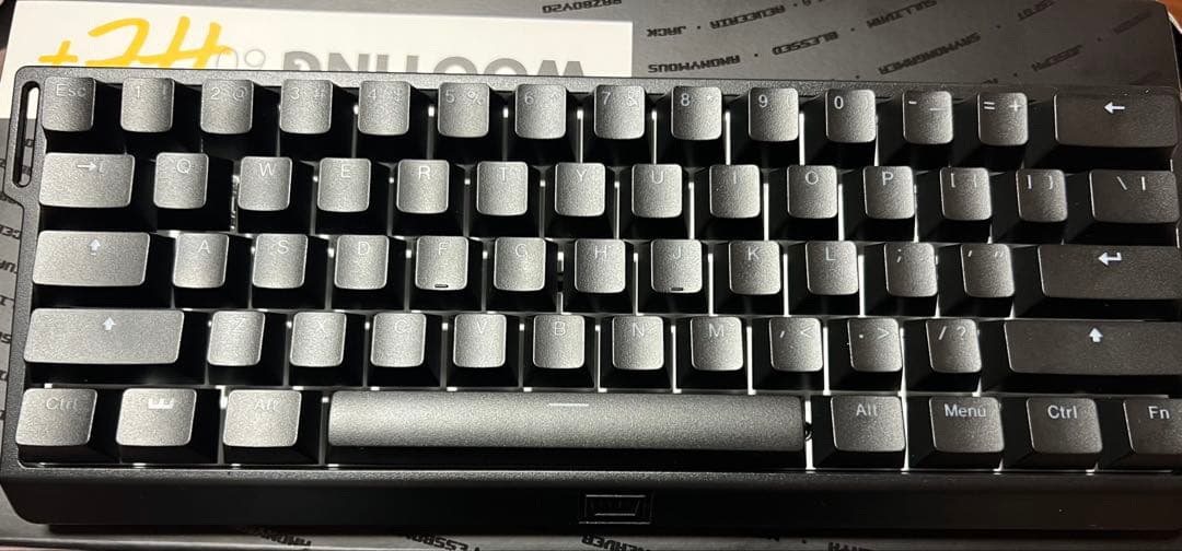 値下げ中Wooting 60HE+メカニカルキーボードラピッドトリガーUS配列