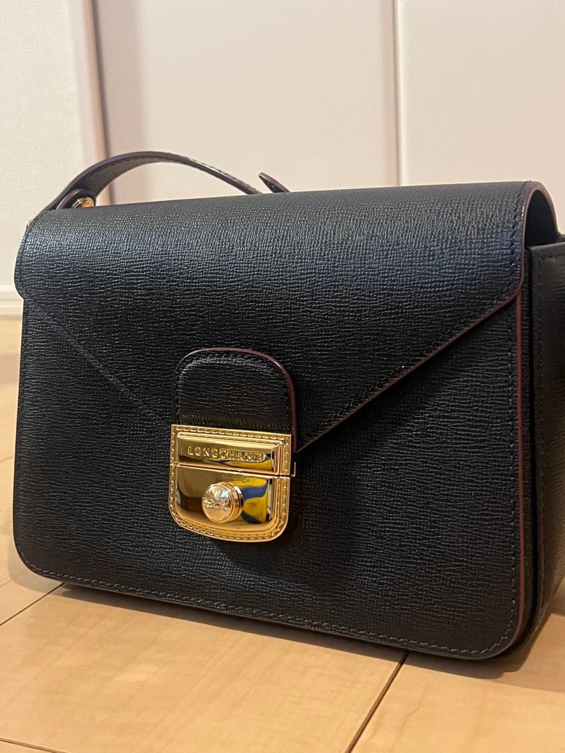 ロンシャン　ショルダーバッグ　メッセンジャー　黒