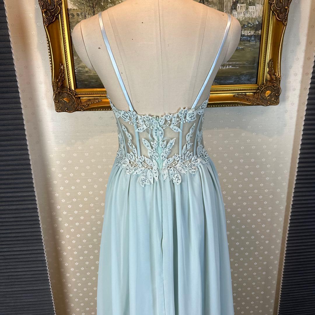 ミントグリーン刺繍スリーブレスロングドレス