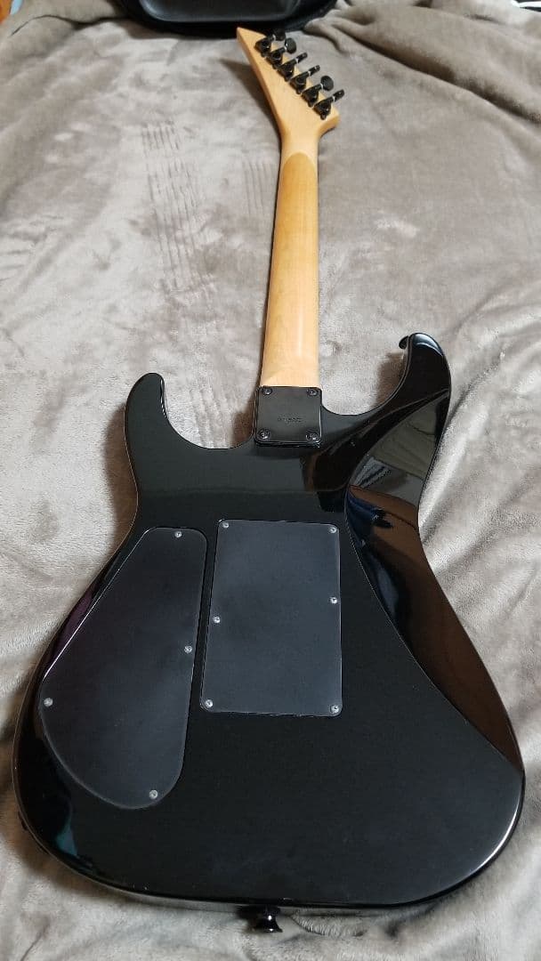 Jackson Stars DK-BN03 TBL日本製。フロイドローズタイプ