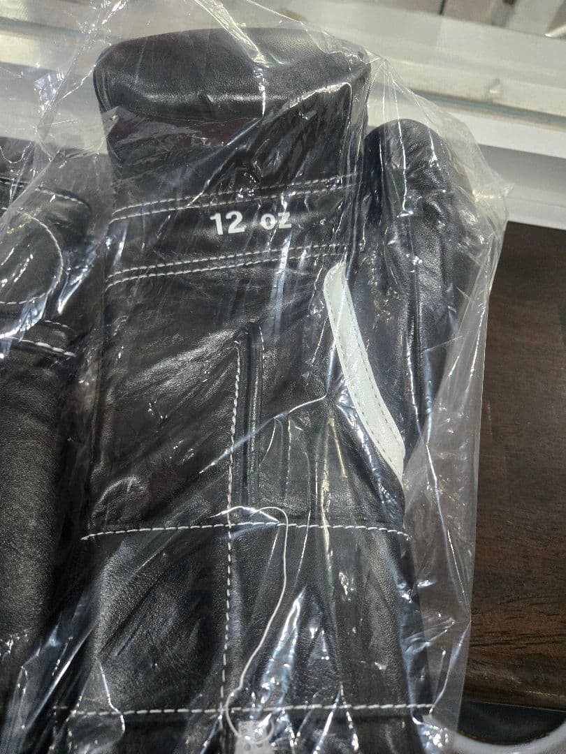 最終値下げ❗Winning ボクシンググローブ 12 oz 箱付き